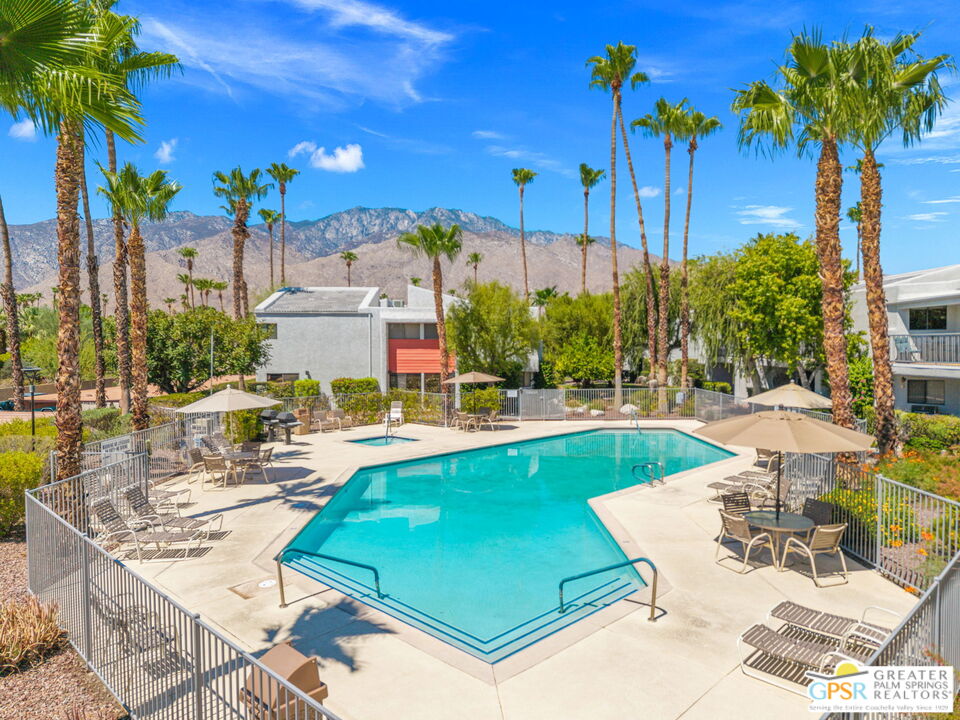 3155 Ramon Road, Unit 406 Palm Springs, CA 92264 - Photo 18 of 37 Gallery Image 18