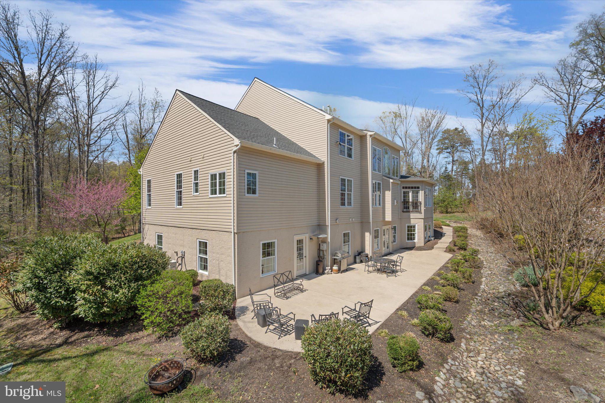 9055 Buckland Mill Road Gainesville, VA 20155 - Photo 64 of 76 Extended Patio & Hardscaping