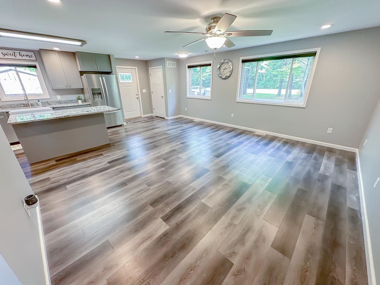 3390 West Curtis Road Coleman, MI 48618 - Photo 10 of 30 1924014-4950e050-7c08-4466-9567-9e945a455dab.JPG