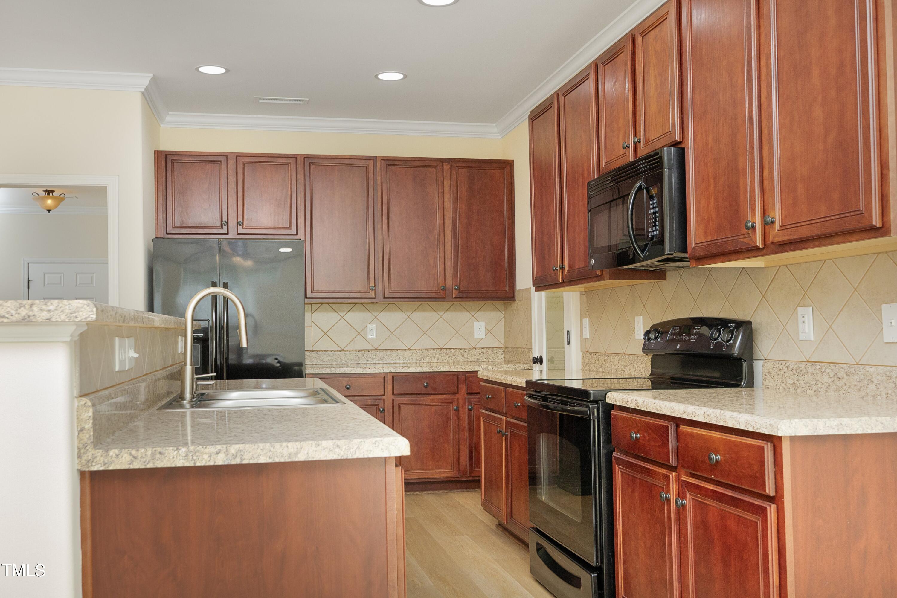 202 Leighann Ridge Lane Rolesville, NC 27571 - Photo 13 of 40 13Kitchen