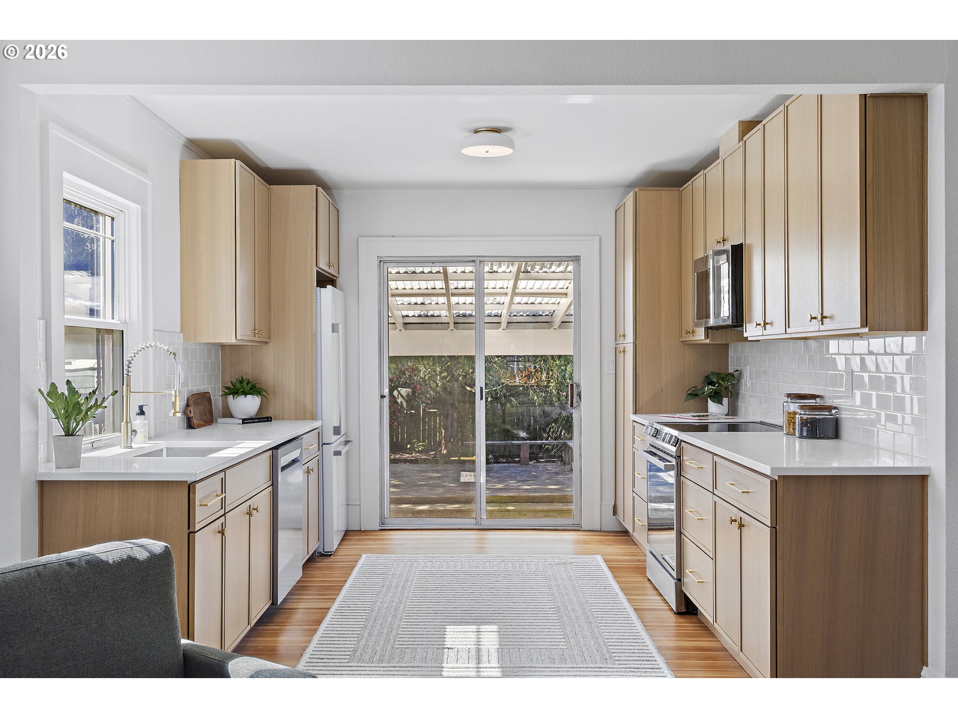 3521 Northeast 69th Avenue Portland, OR 97213 - Photo 8 of 39 Kitchen