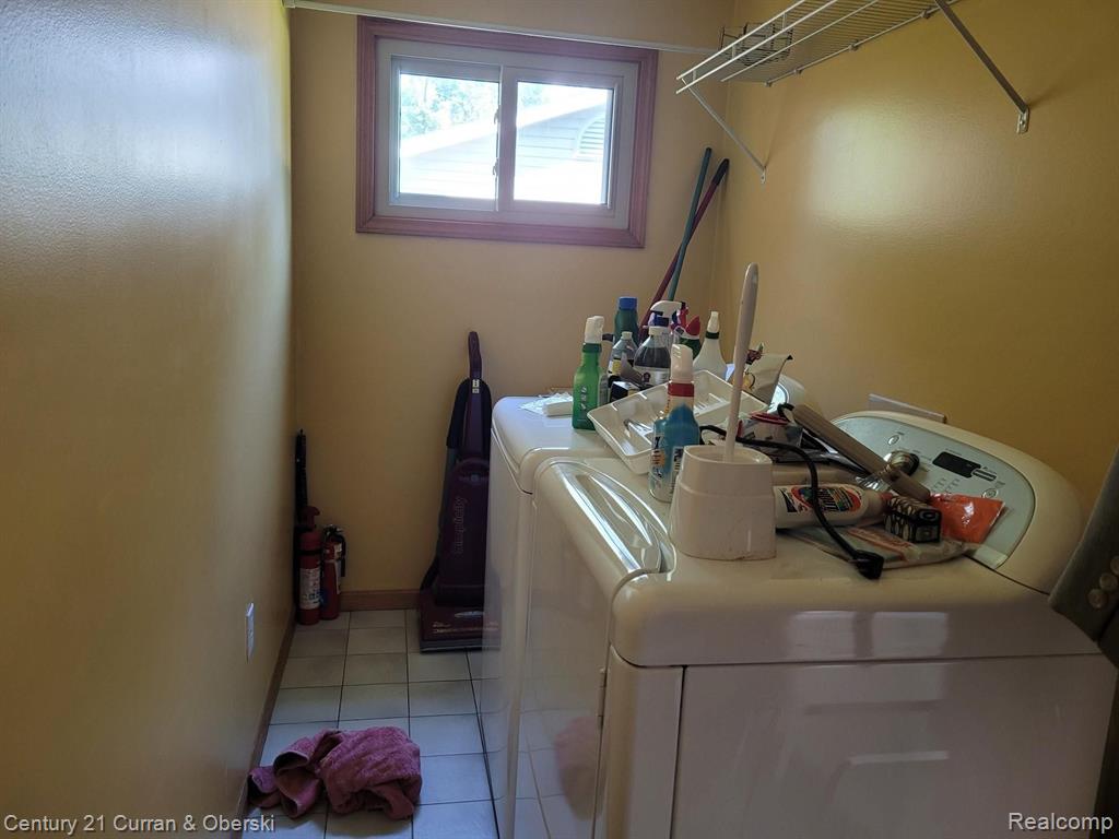 30744 South Gibraltar Road Rockwood, MI 48173 - Photo 21 of 22