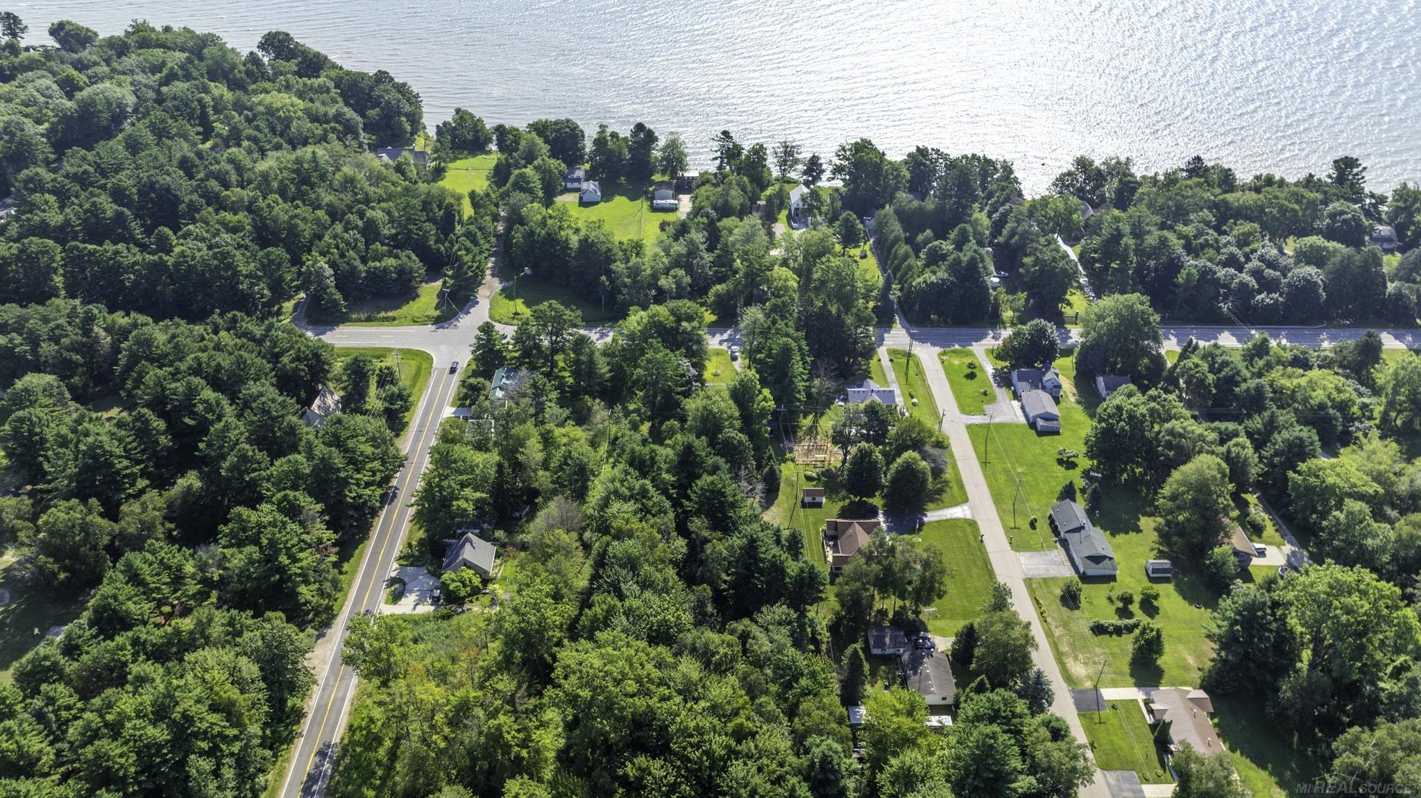 4034 Lakeshore Road Lexington, MI 48450 - Photo 5 of 37 Close to Lake Huron