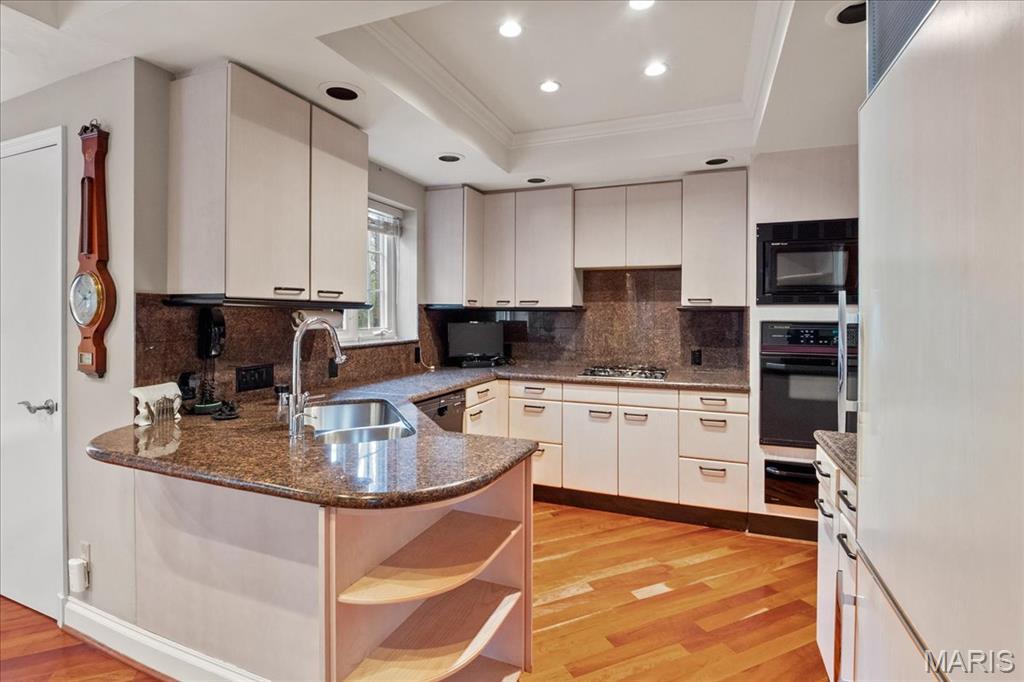 7 Brookside Lane Ladue, MO 63124 - Photo 19 of 42