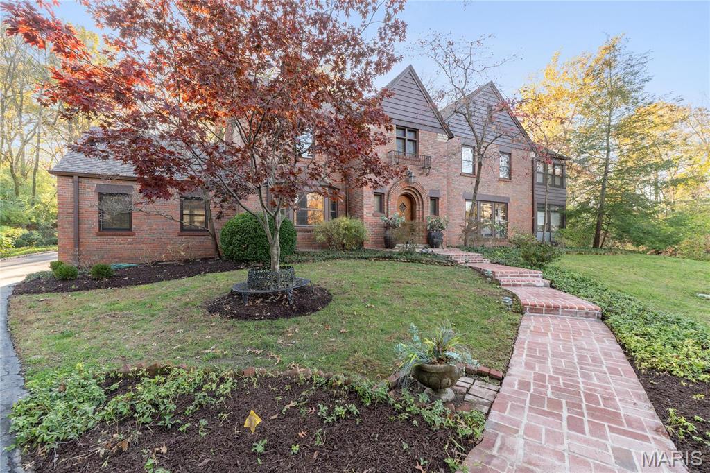 7 Brookside Lane Ladue, MO 63124 - Photo 3 of 42