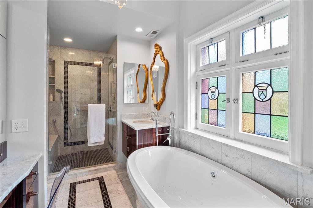 7 Brookside Lane Ladue, MO 63124 - Photo 32 of 42