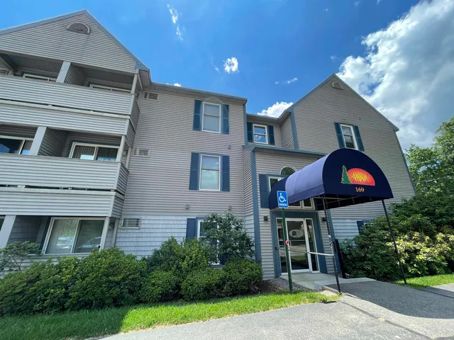 $1,850 | 177 Eastern Avenue, Unit 301, Manchester, NH 03104