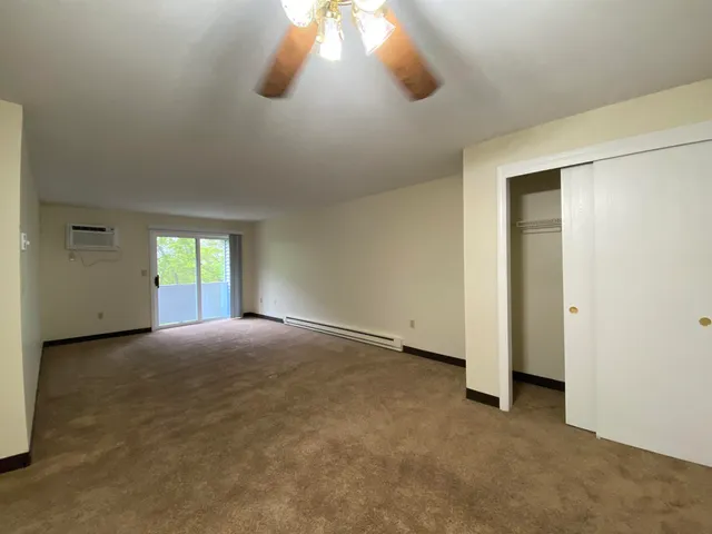 $1,850 | 177 Eastern Avenue, Unit 301, Manchester, NH 03104