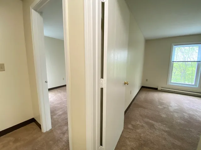 $1,850 | 177 Eastern Avenue, Unit 301, Manchester, NH 03104