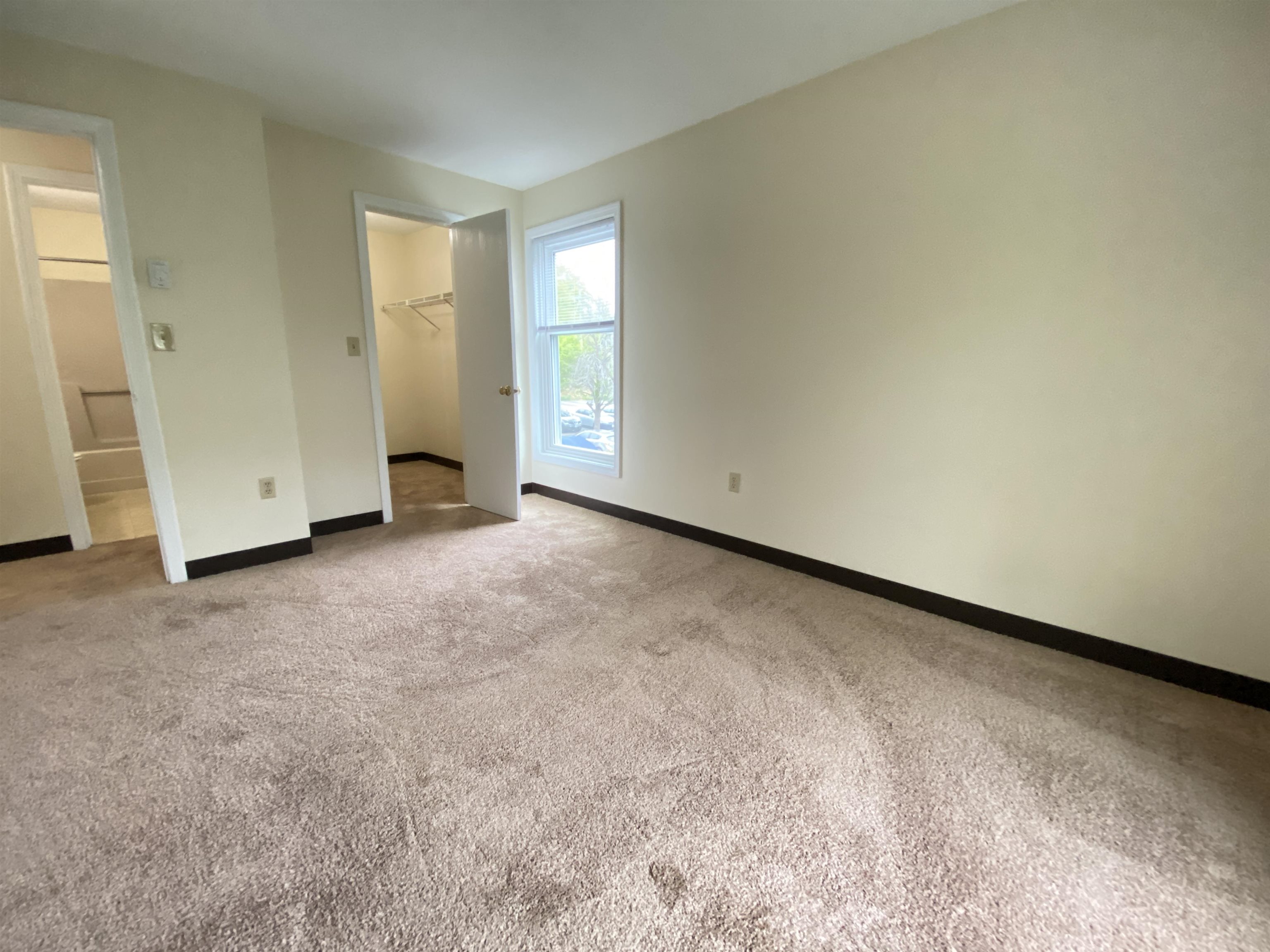 177 Eastern Avenue, Unit 301 Manchester, NH 03104 - Photo 24 of 50