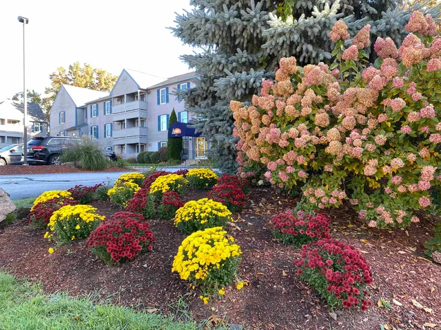 $1,850 | 177 Eastern Avenue, Unit 301, Manchester, NH 03104