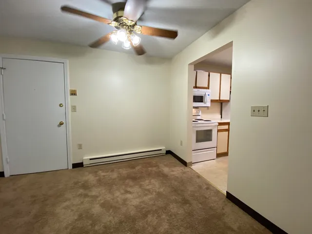 $1,850 | 177 Eastern Avenue, Unit 301, Manchester, NH 03104