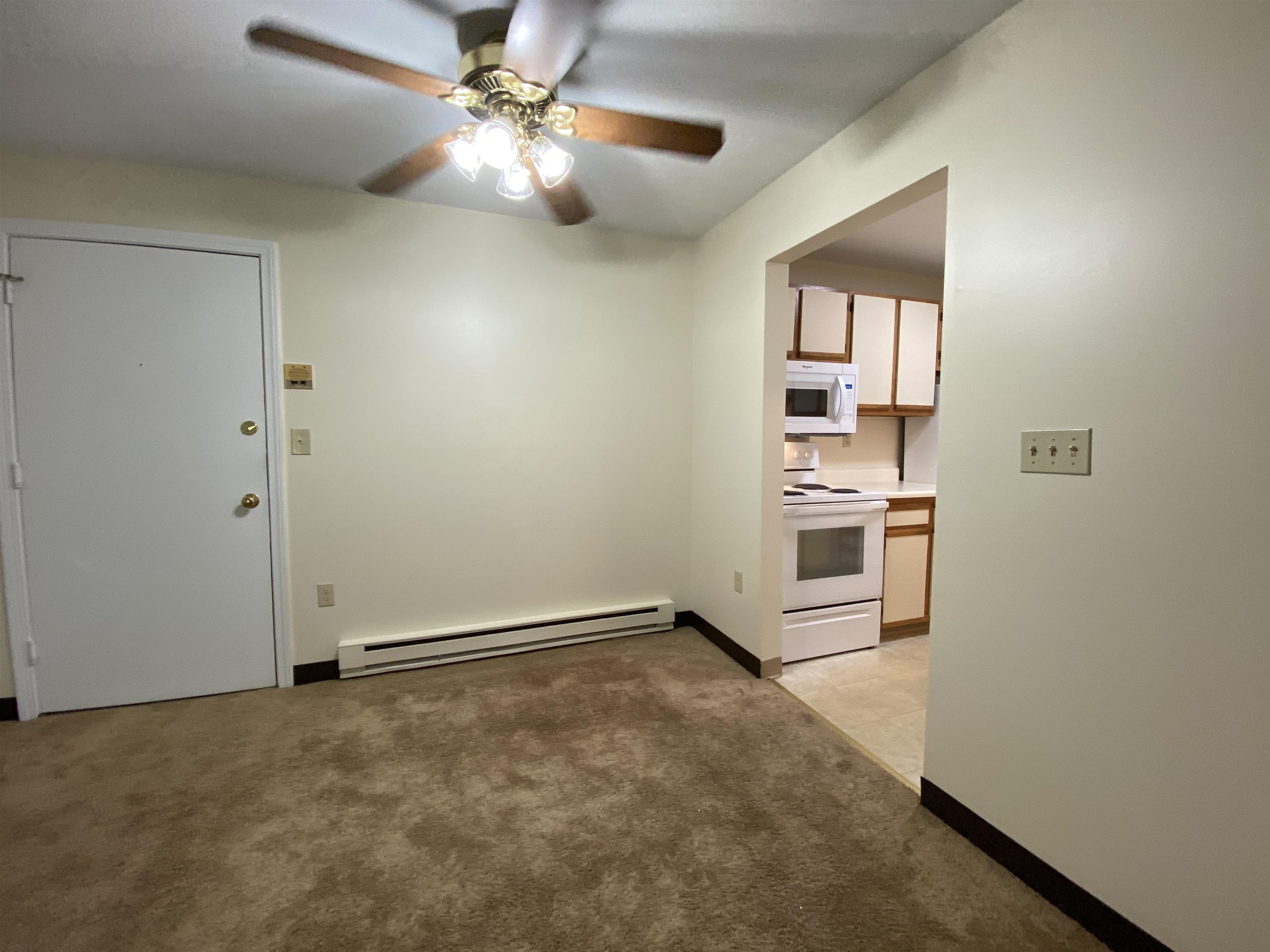 177 Eastern Avenue, Unit 301 Manchester, NH 03104 - Photo 5 of 50