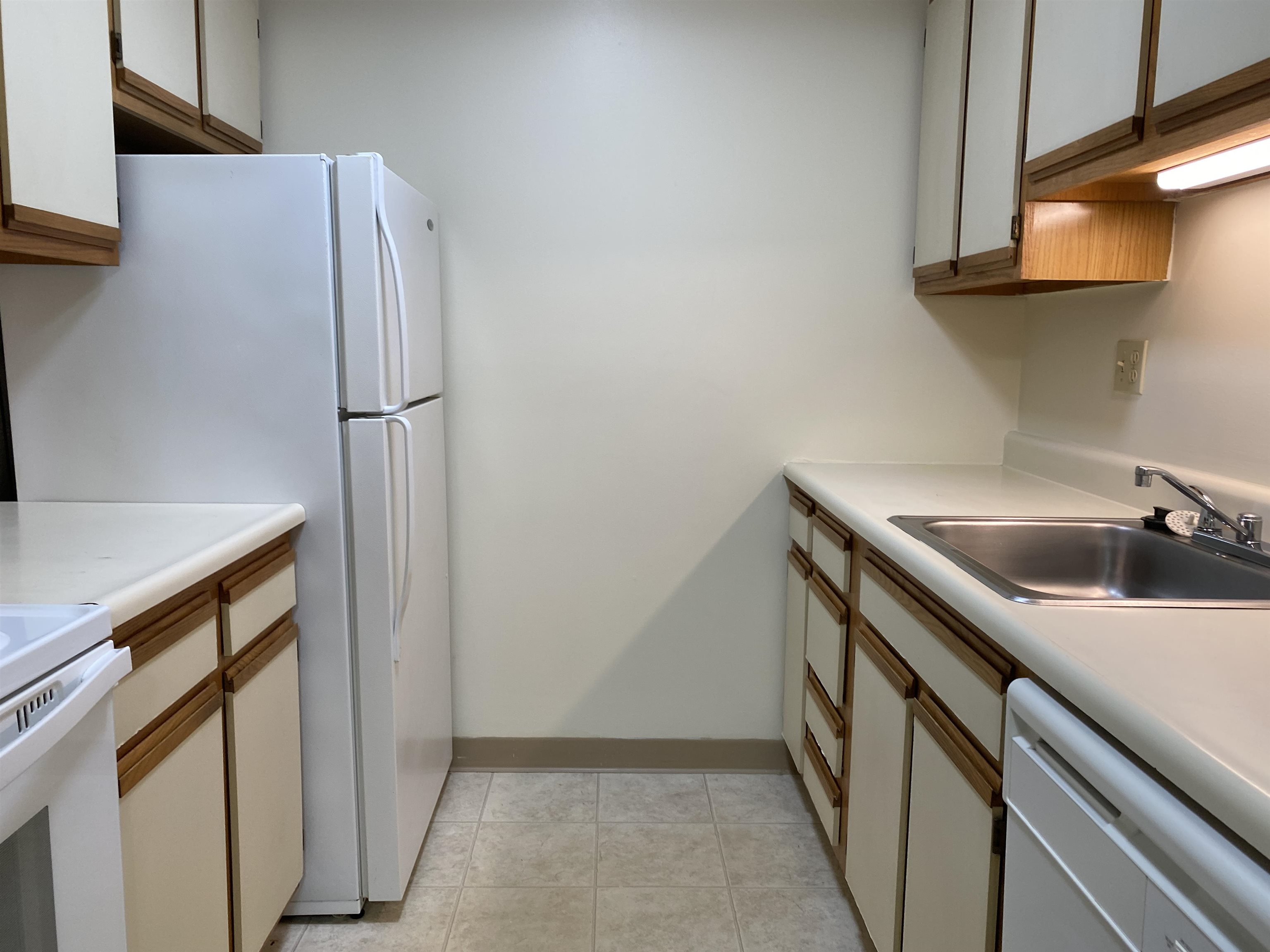 177 Eastern Avenue, Unit 301 Manchester, NH 03104 - Photo 10 of 50