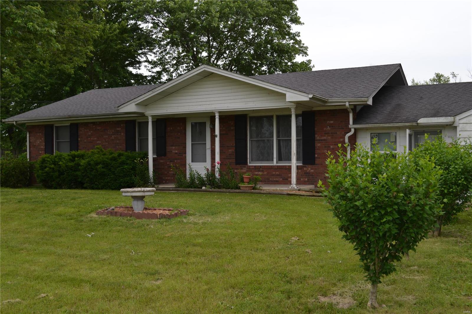 9524 Schuline Road Sparta, IL 62286 - Photo 1 of 20