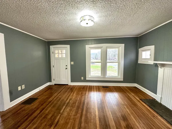 $1,600 | 3003 Tyree Springs Road, Hendersonville, TN 37075