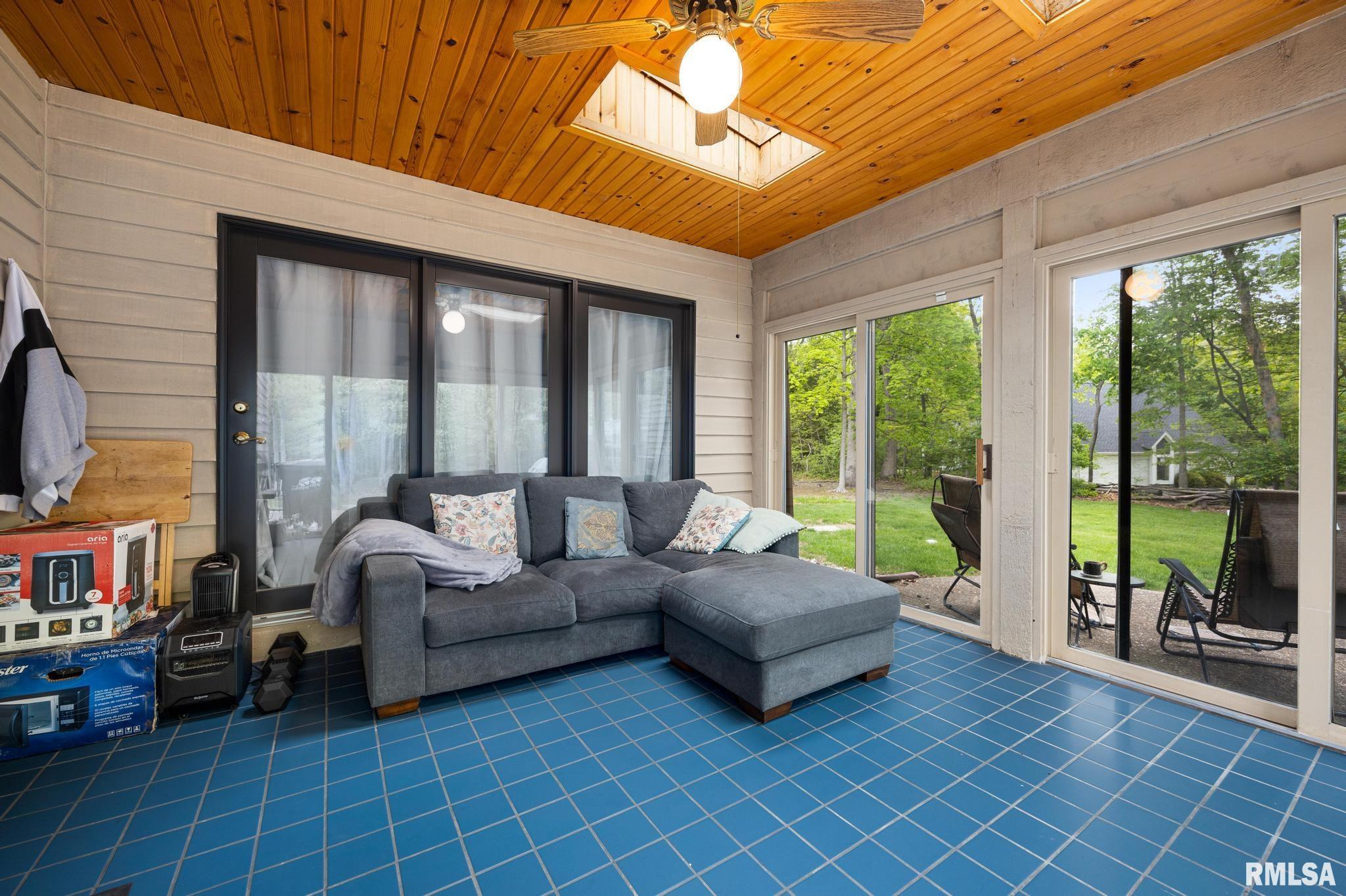 609 West Ravinwoods Road Peoria, IL 61615 - Photo 36 of 40 Gallery Image 36