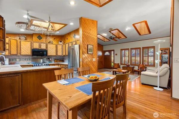 $520,000 | 6802 33rd Avenue Southeast, Lacey, WA 98503