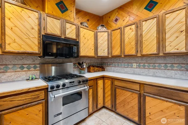 $520,000 | 6802 33rd Avenue Southeast, Lacey, WA 98503