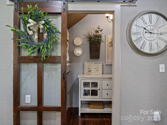 $765,000 | 150 Pinnacle Shores Drive, Mooresville, NC 28117