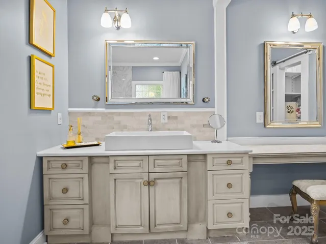 $765,000 | 150 Pinnacle Shores Drive, Mooresville, NC 28117