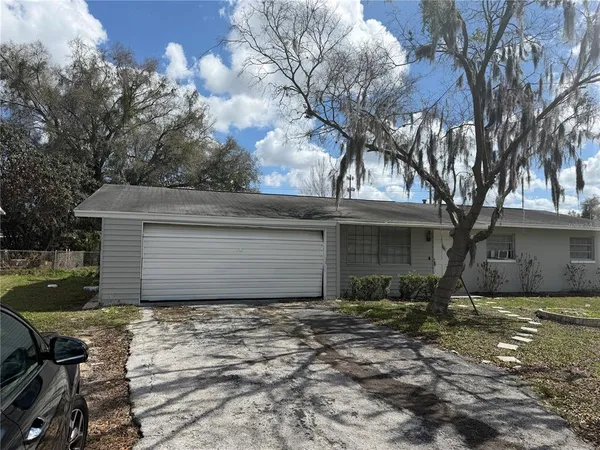 $1,550 | 2105 Southwest 38th Court, Ocala, FL 34474