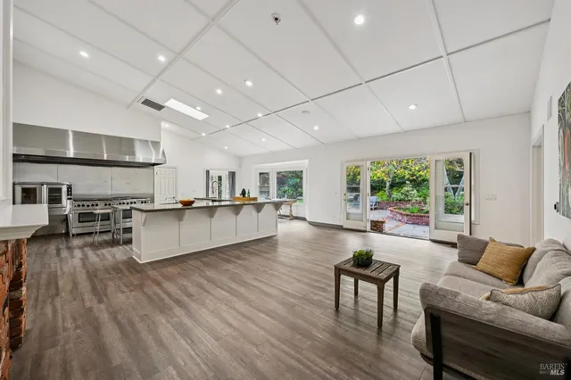 $3,250,000 | 5 Maoli Drive, San Rafael, CA 94903