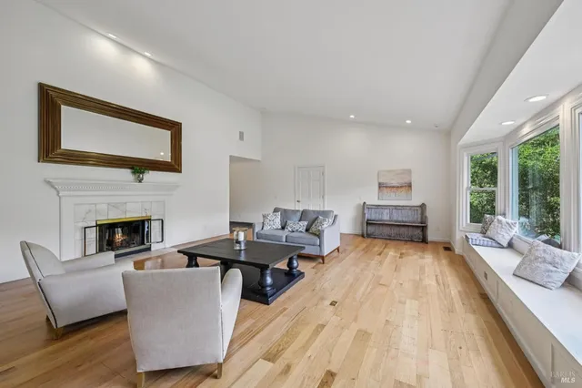 $3,250,000 | 5 Maoli Drive, San Rafael, CA 94903