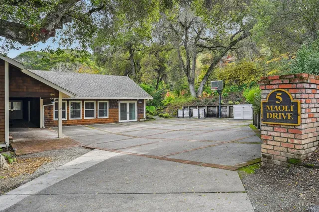 $3,250,000 | 5 Maoli Drive, San Rafael, CA 94903
