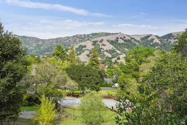 $3,250,000 | 5 Maoli Drive, San Rafael, CA 94903
