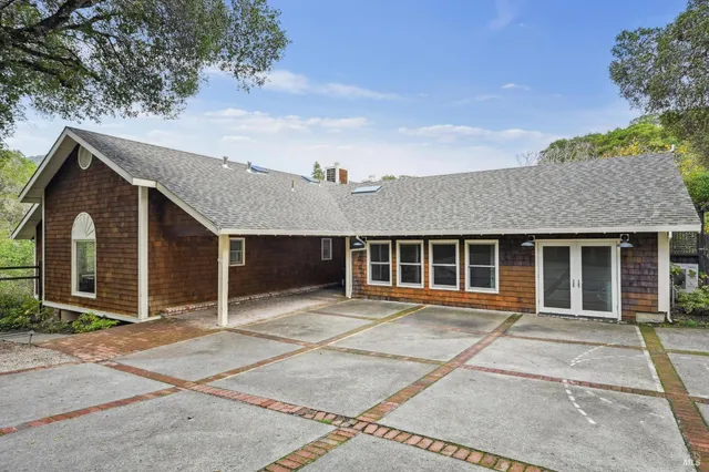 $3,250,000 | 5 Maoli Drive, San Rafael, CA 94903