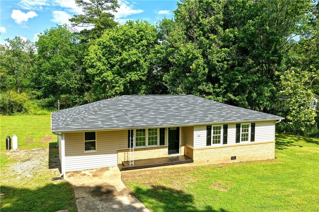 300 Cash Town Road Aragon, GA 30104 - Photo 4 of 28 front view of a house with a yard