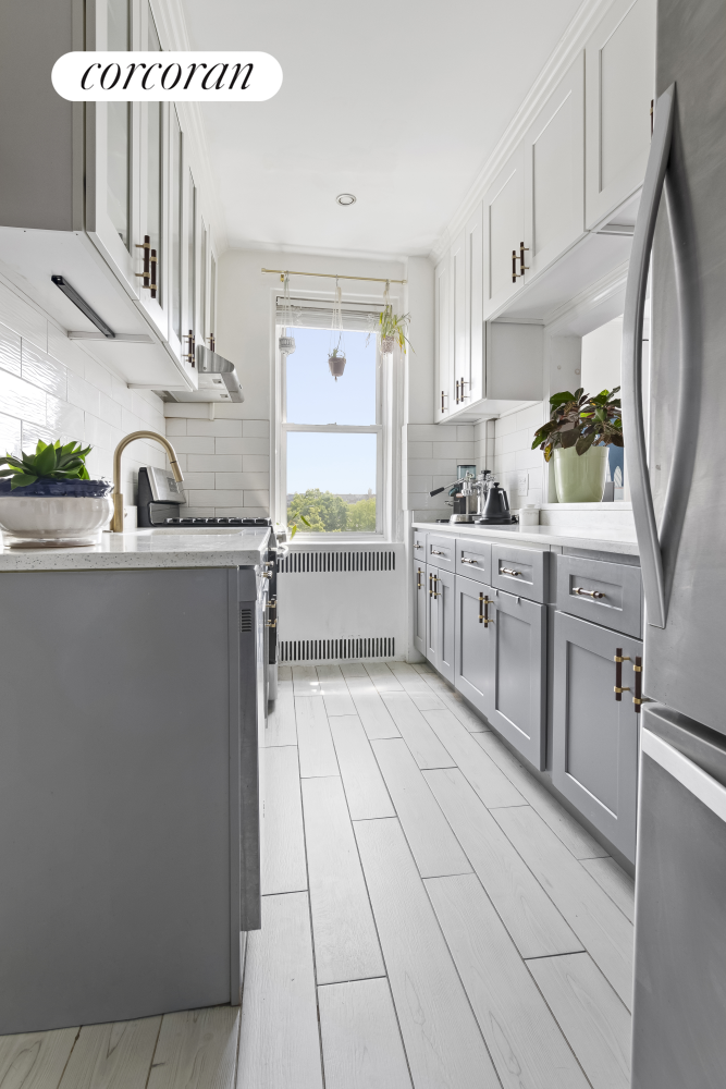 140 East 2nd Street, Unit 5T Brooklyn, NY 11218 - Photo 3 of 7