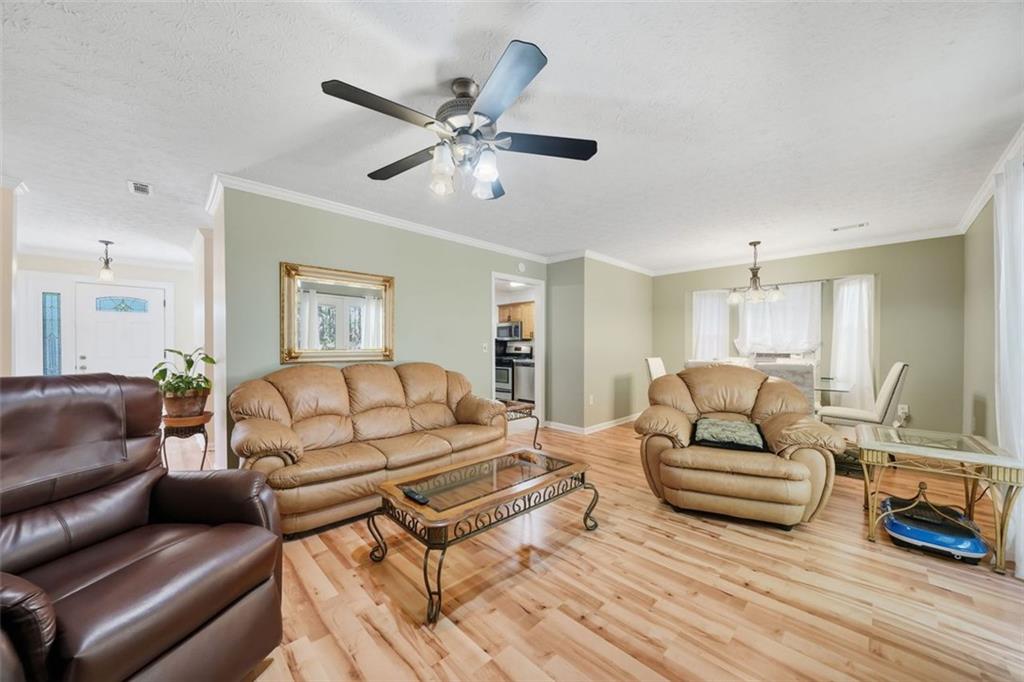 3170 Wages Circle Dacula, GA 30019 - Photo 12 of 39 a living room with furniture