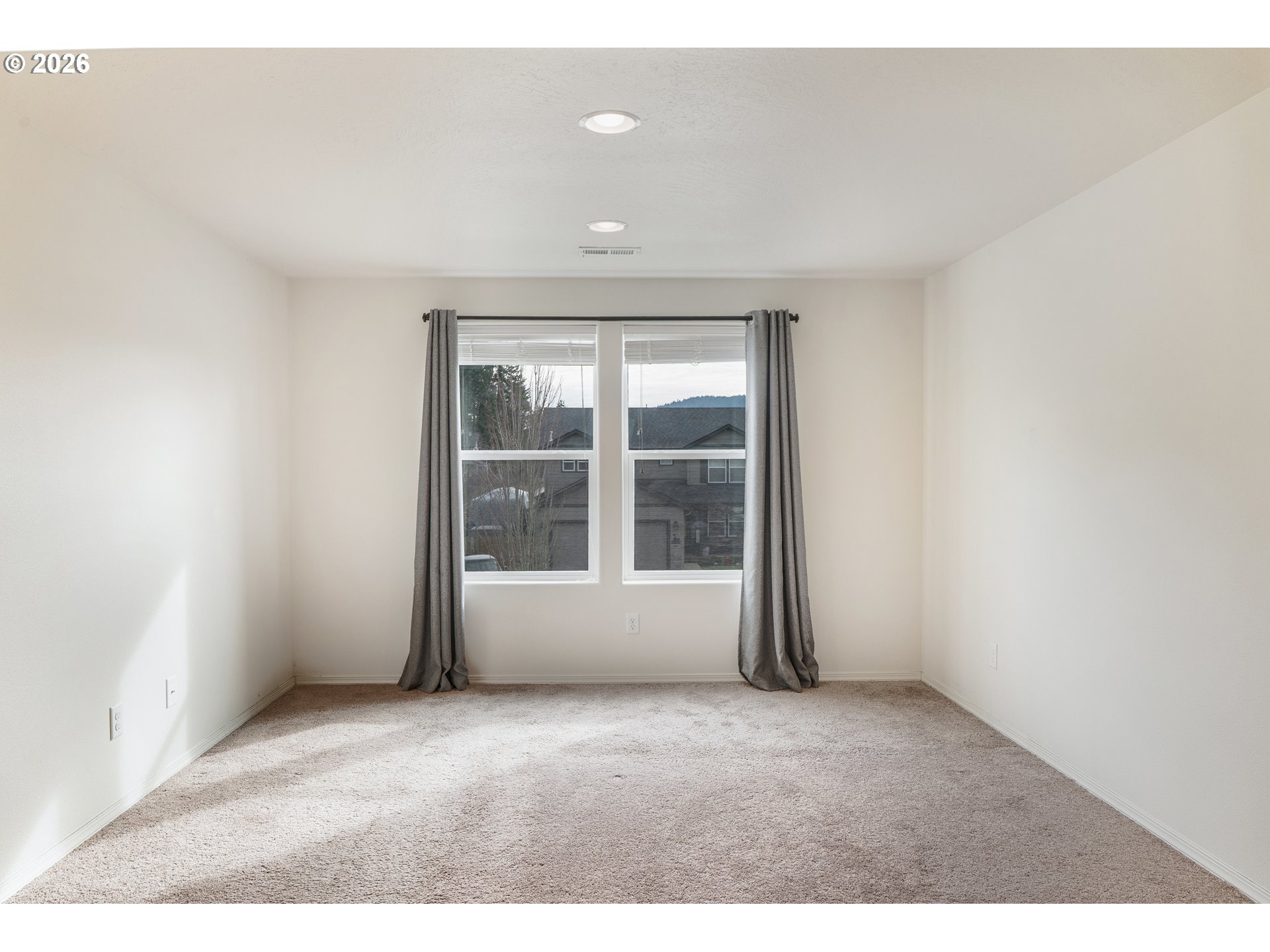 4680 Glacier Meadows Loop Springfield, OR 97478 - Photo 37 of 46