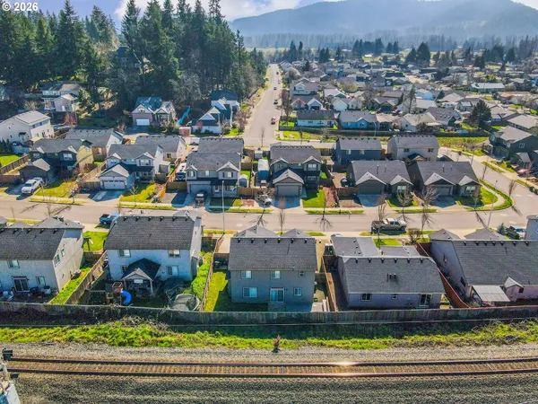 $450,000 | 4680 Glacier Meadows Loop, Springfield, OR 97478