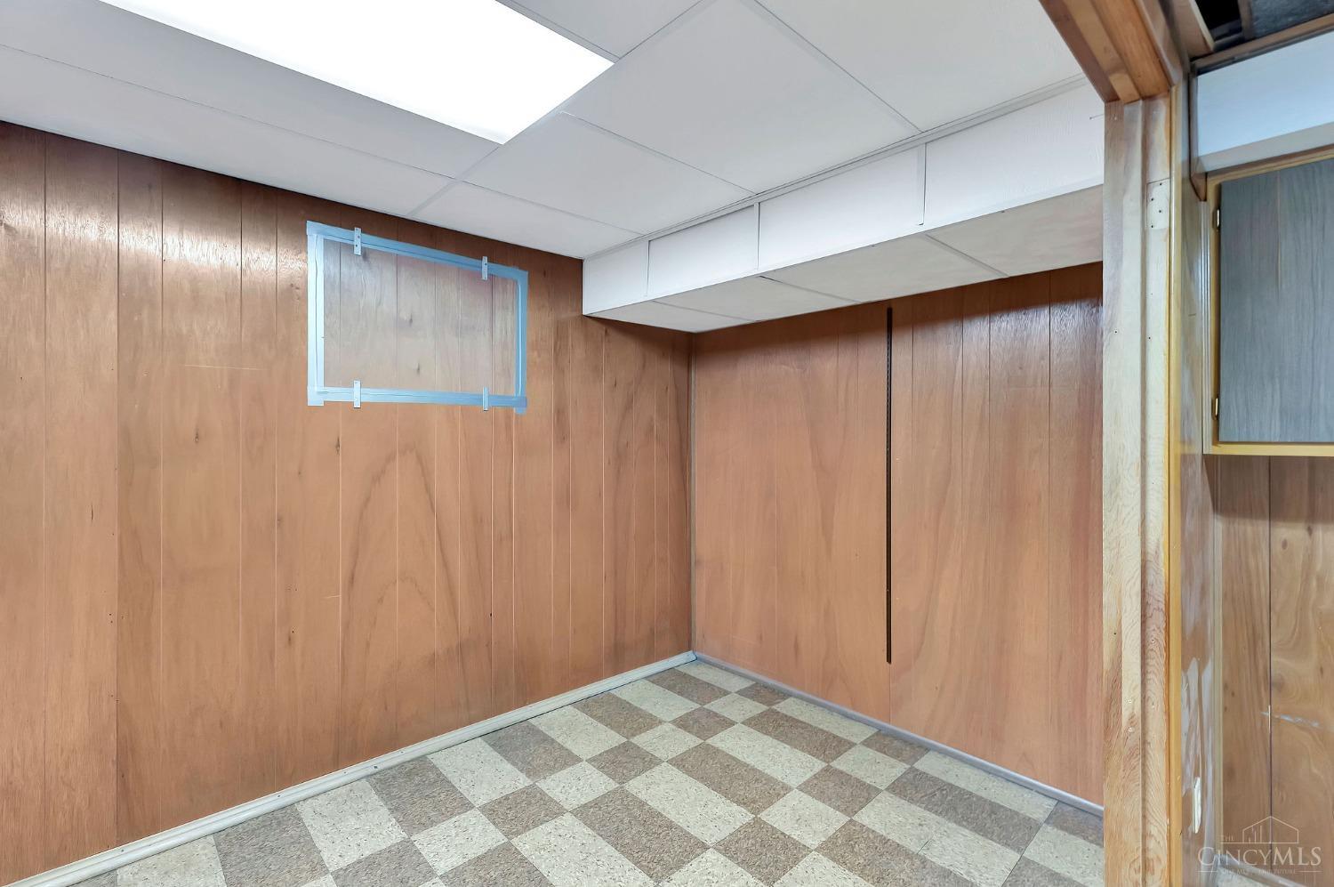 2040 Ebenezer Road Cincinnati, OH 45233 - Photo 37 of 42