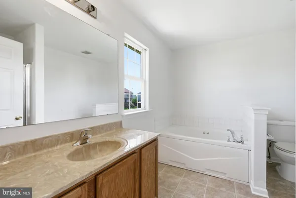 $329,900 | 9 Ramunno Drive, Smyrna, DE 19977