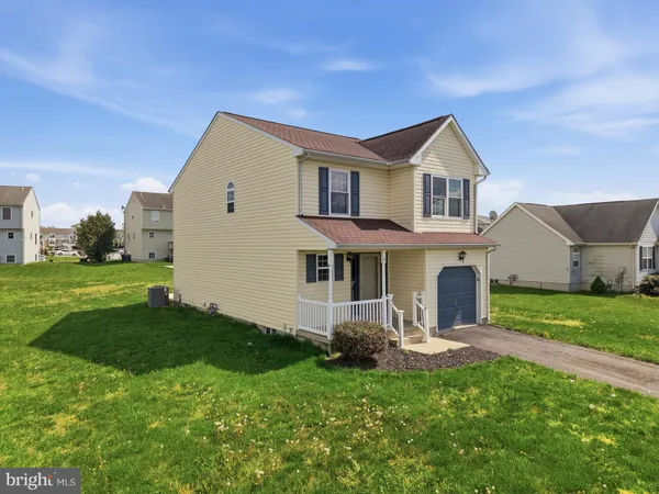 $329,900 | 9 Ramunno Drive, Smyrna, DE 19977