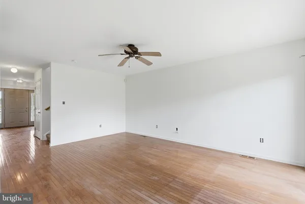 $329,900 | 9 Ramunno Drive, Smyrna, DE 19977