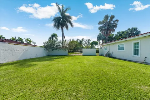 $1,999,000 | 2605 Southwest 115th Avenue, Miami, FL 33165