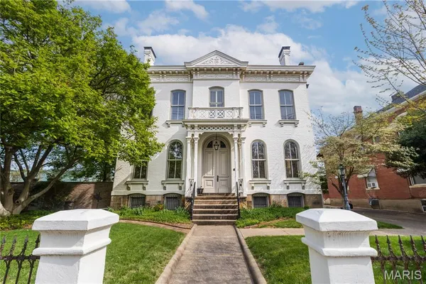 $699,900 | 826 Themis Street, Cape Girardeau, MO 63701