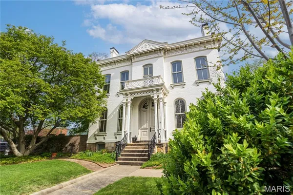 $699,900 | 826 Themis Street, Cape Girardeau, MO 63701