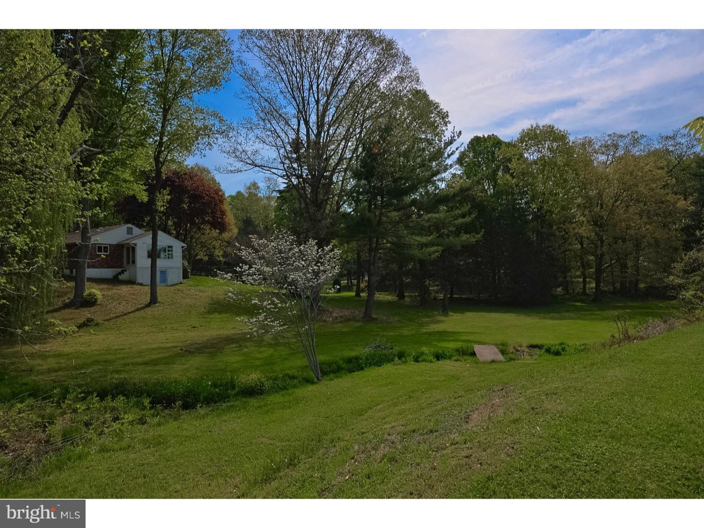 351 Marshall Road Downingtown, PA 19335 - Photo 11 of 23 Side Yard