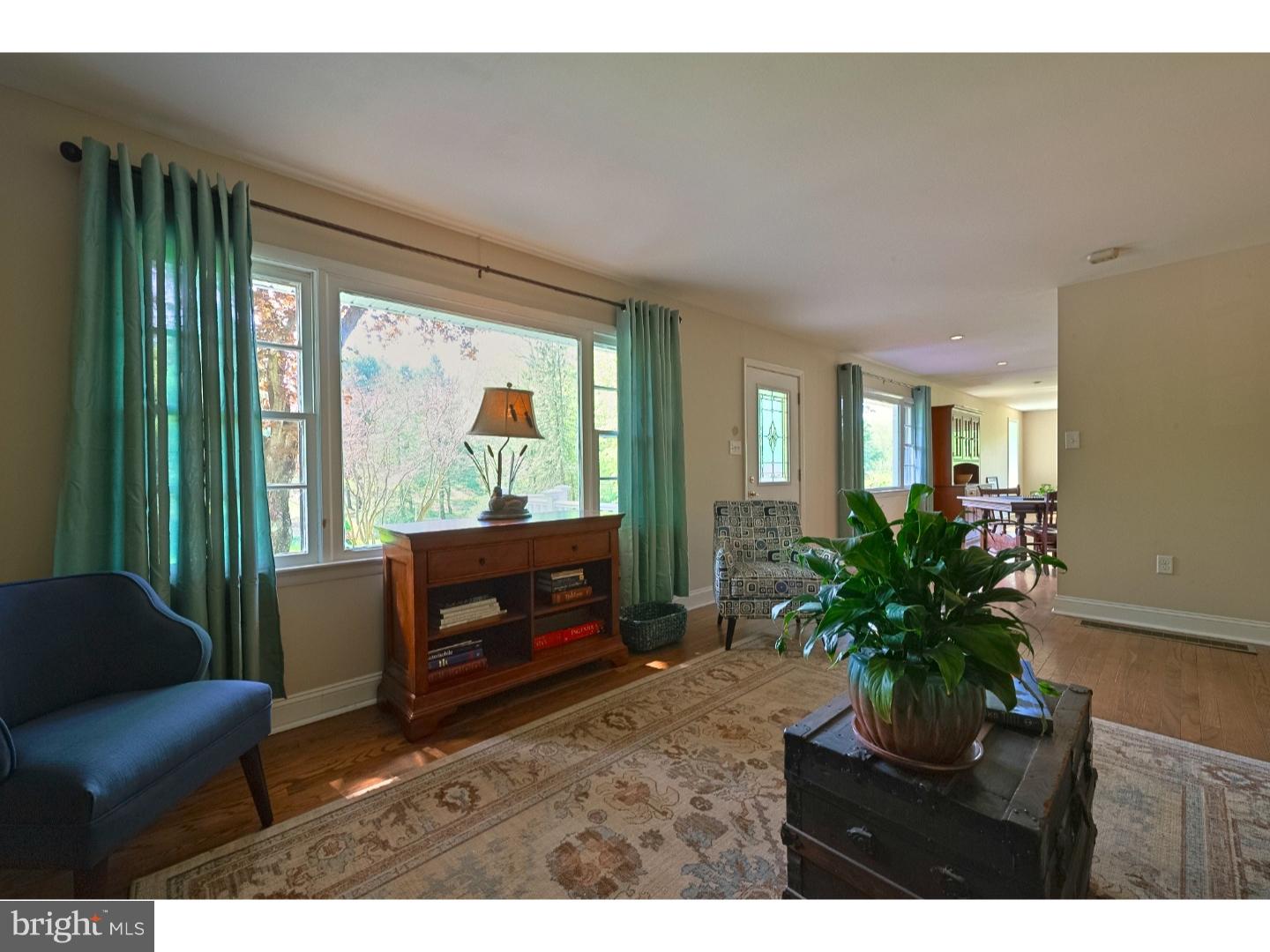 351 Marshall Road Downingtown, PA 19335 - Photo 9 of 23 Family Room