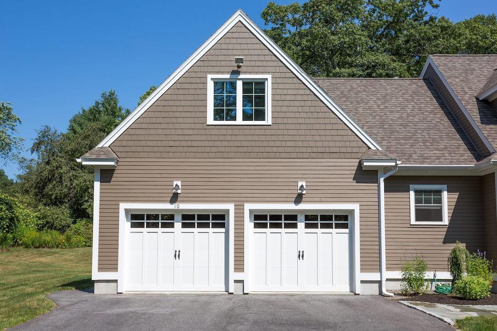 10 Stonegate Road Cape Elizabeth, ME 04107 - Photo 2 of 35 Photo