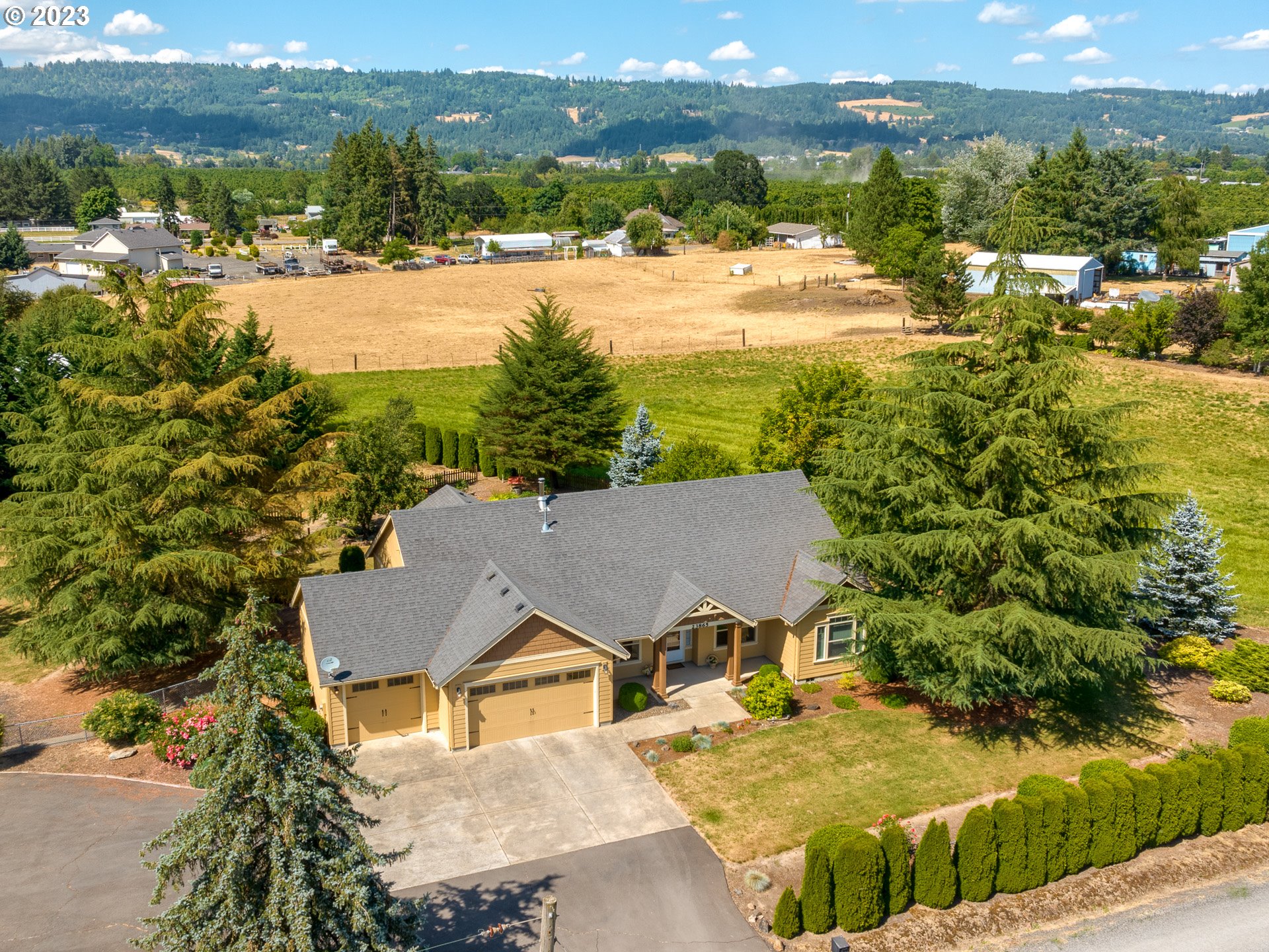23865 Northeast Larkins Road Newberg, OR 97132 - Photo 1 of 48 Gallery Image 1