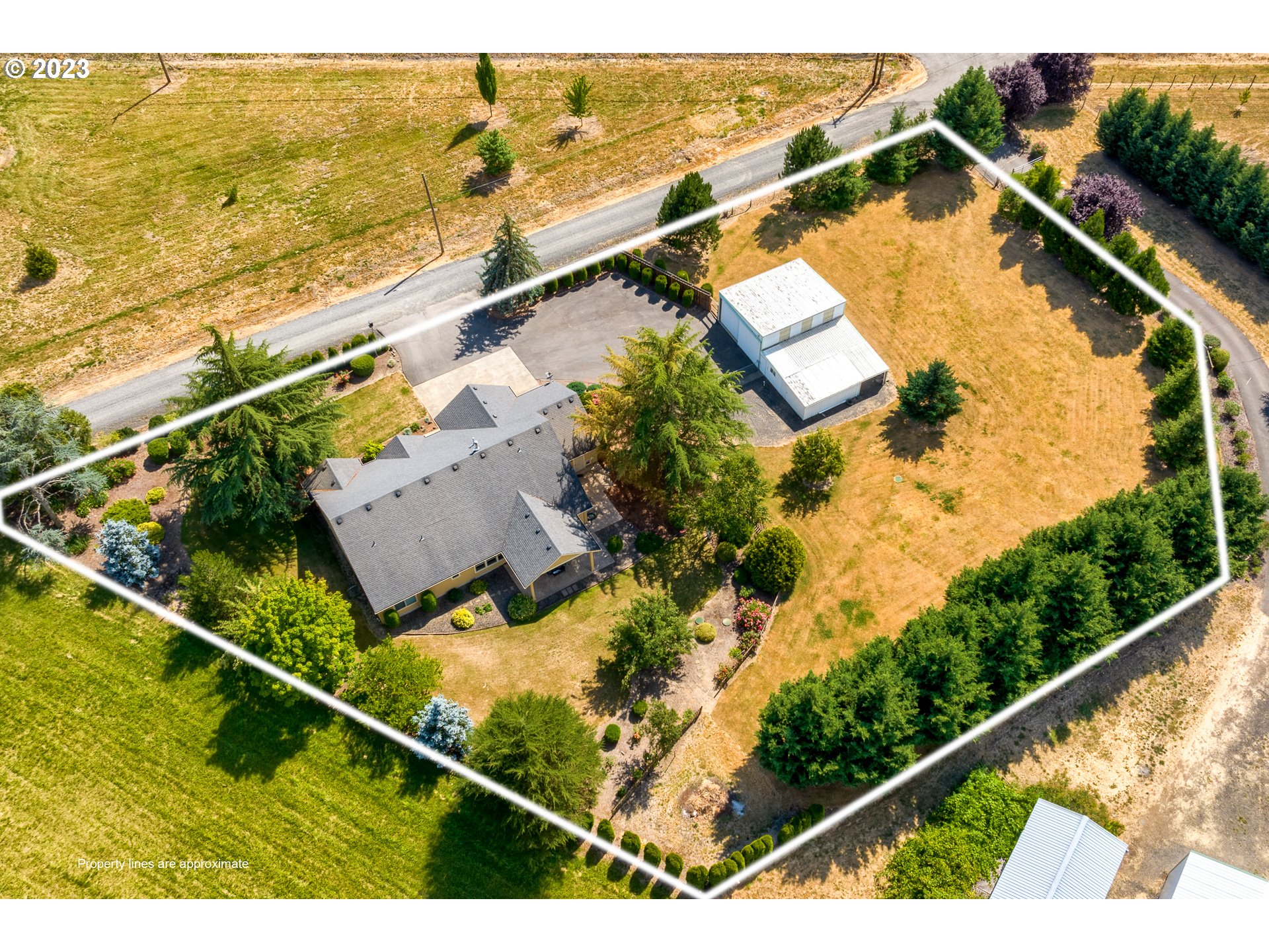 23865 Northeast Larkins Road Newberg, OR 97132 - Photo 2 of 48 Gallery Image 2