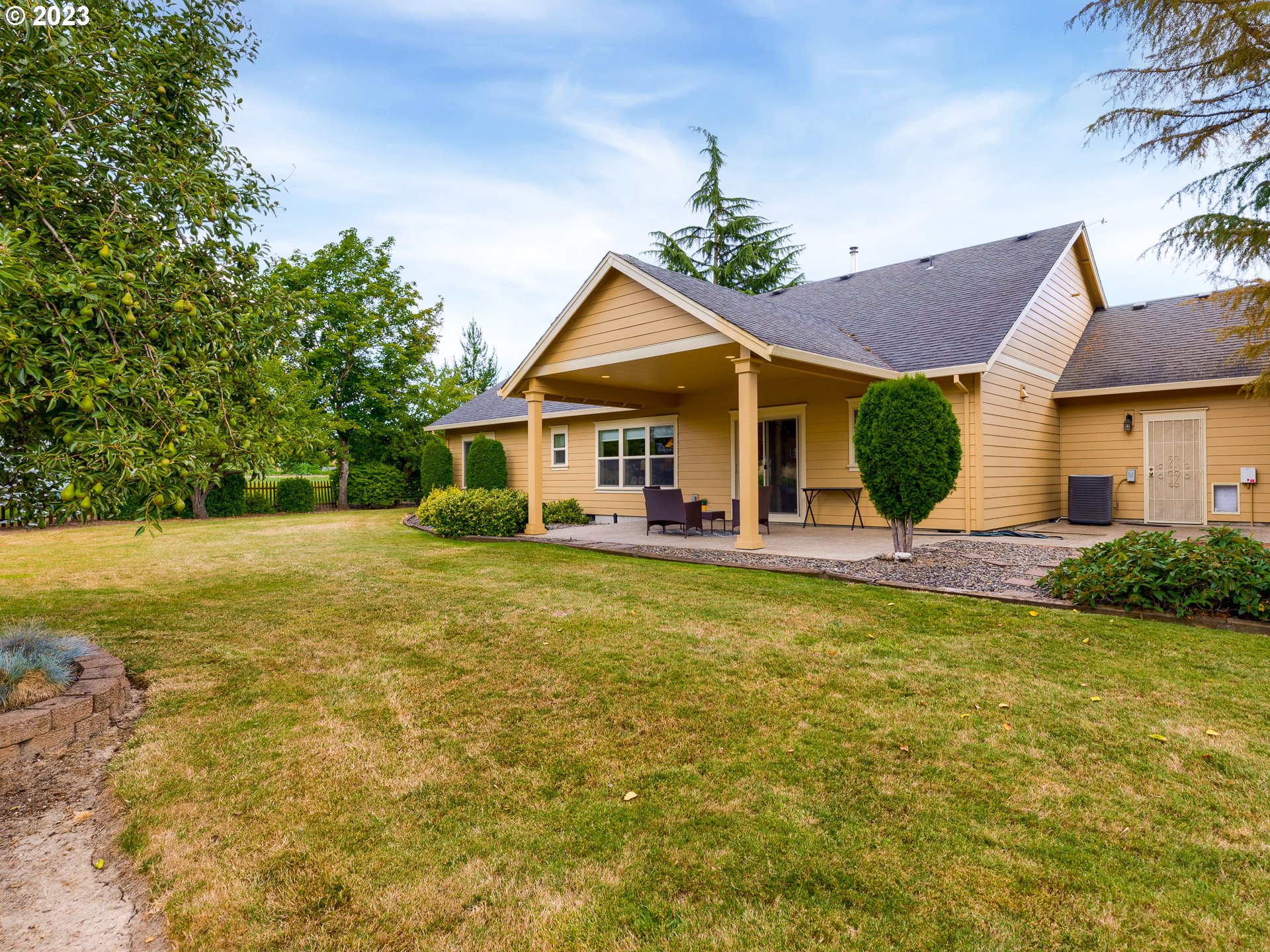 23865 Northeast Larkins Road Newberg, OR 97132 - Photo 5 of 48 Gallery Image 5