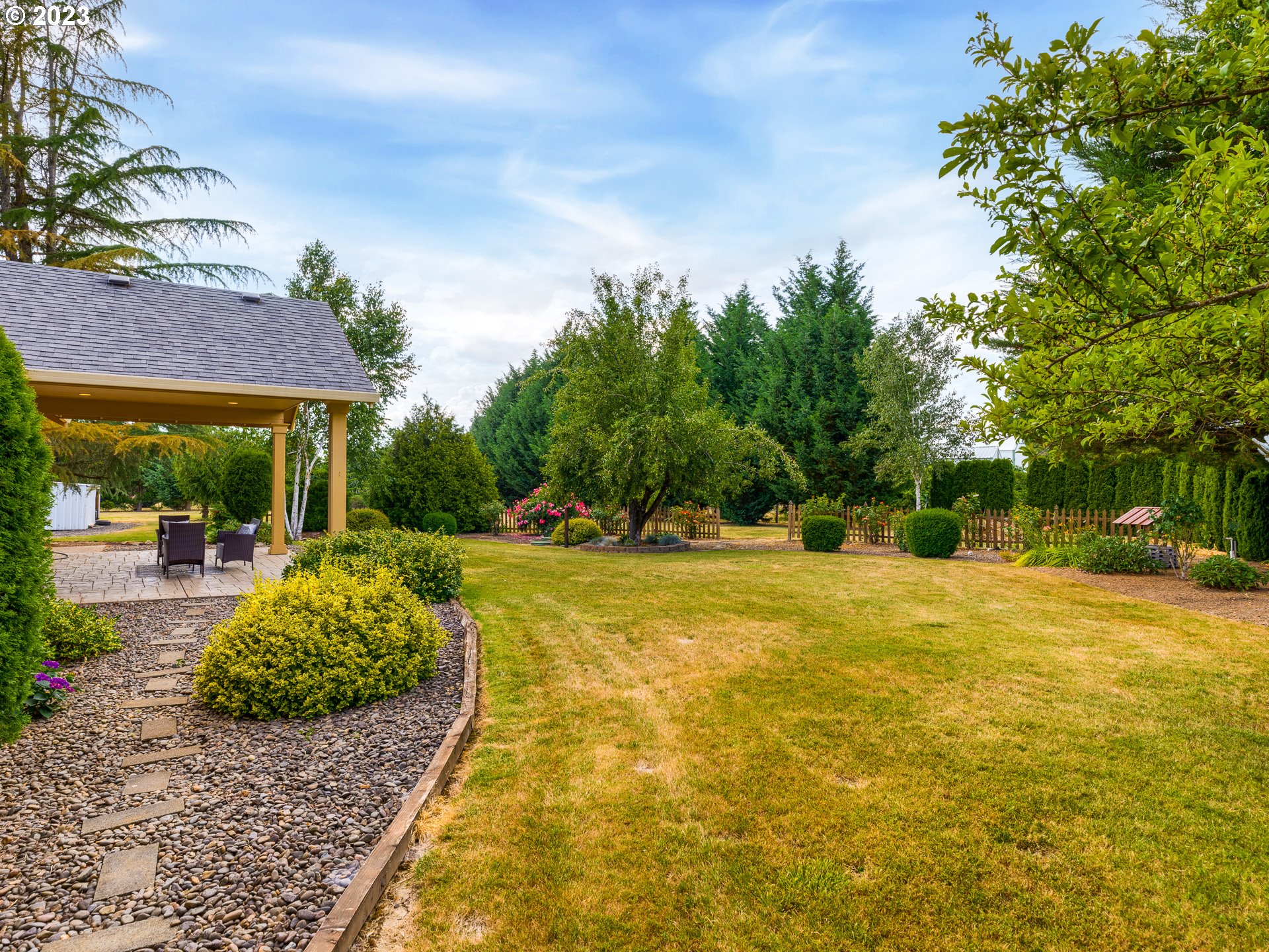 23865 Northeast Larkins Road Newberg, OR 97132 - Photo 6 of 48 Gallery Image 6